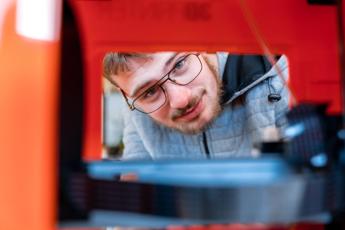 Medewerker ICT Support, Iris Sijbom 2022 (8) Medewerker ICT Support, Iris Sijbom 2022 (8)