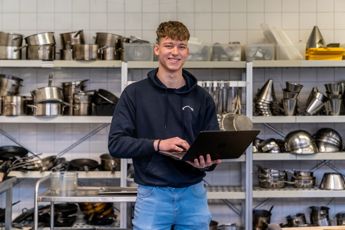 DC E Commerce Specialist Iris Sijbom Fotografie 2022 IR104395 DC E Commerce Specialist Iris Sijbom Fotografie 2022 IR104395