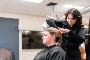 Haarverzorging + Salon Iris Sijbom 2022 (2) Haarverzorging + Salon Iris Sijbom 2022 (2)