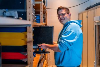 Medewerker ICT Support, Iris Sijbom 2022 (21) Medewerker ICT Support, Iris Sijbom 2022 (21)