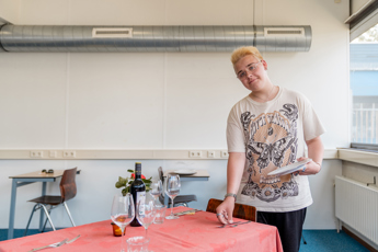 Entree Ramon Moorman Drenthe College Iris Sijbom Fotografie 2023 IR108873 Entree Ramon Moorman Drenthe College Iris Sijbom Fotografie 2023 IR108873