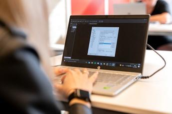 ICT Niveau 3 4 Iris Sijbom 2022 (12) ICT Niveau 3 4 Iris Sijbom 2022 (12)