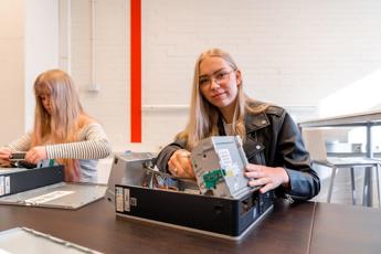 ICT Niveau 3 4 Iris Sijbom 2022 (22) ICT Niveau 3 4 Iris Sijbom 2022 (22)